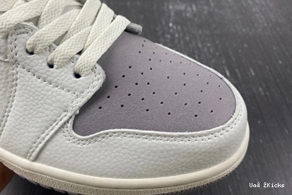 Low DN0790-101 Retro Bold Jordan 1 115 0722